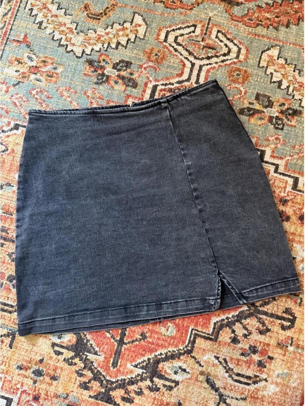 Wild Fable Women's Black Denim Mini Skirt
